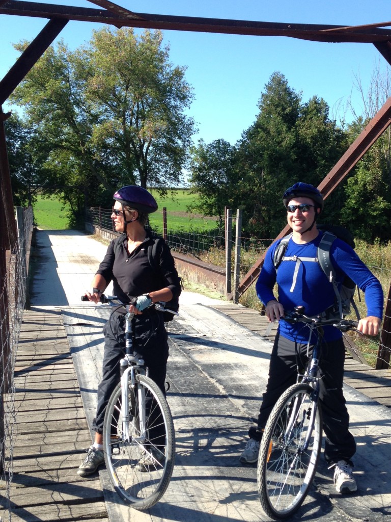 Minto Schneider & Dave Lubrick - Cycling in Mennonite Country